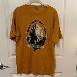 🌸3/$15🌸 Zion National Park 100th Anniversary T-Shirt—Size Large
